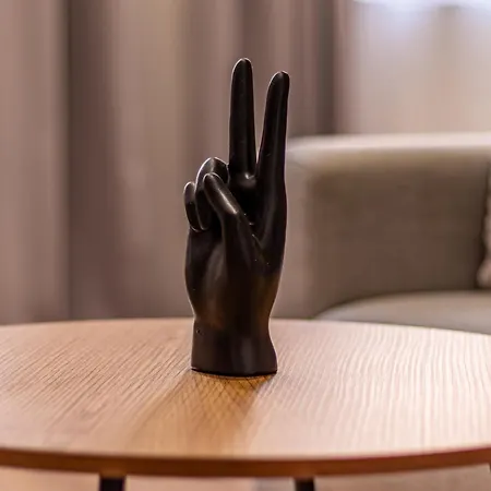 Trocadero Touch: Hideaway